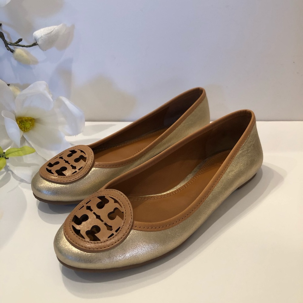 Tory Burch Louisa Gold & Tan Flats - Size 5.5 - Picture 3 of 6